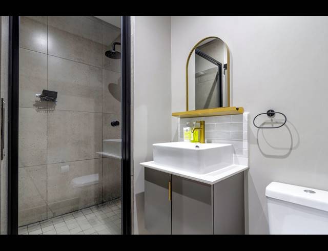 1 BEDROOM APARTMENT FOR SALE IN SANDOWN